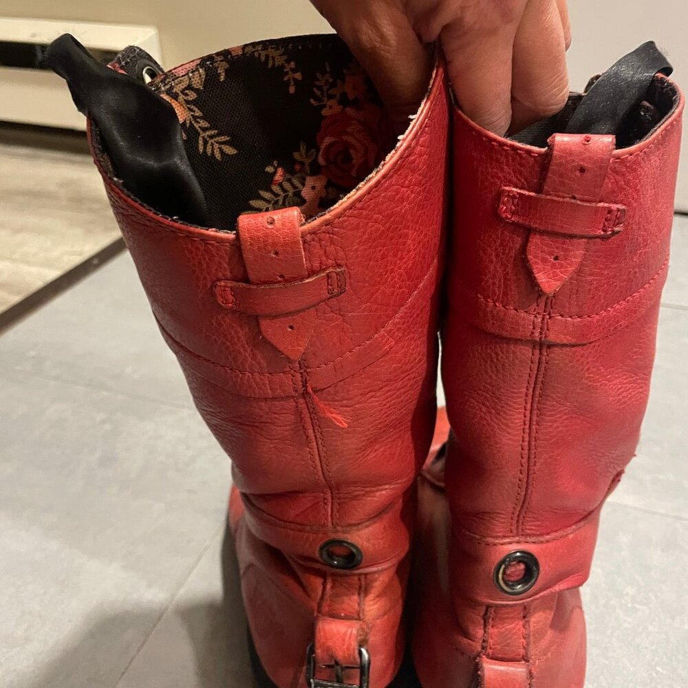 Dr Martens 'Triumph' 1914 size 6 combat boots - Picture 3 of 9